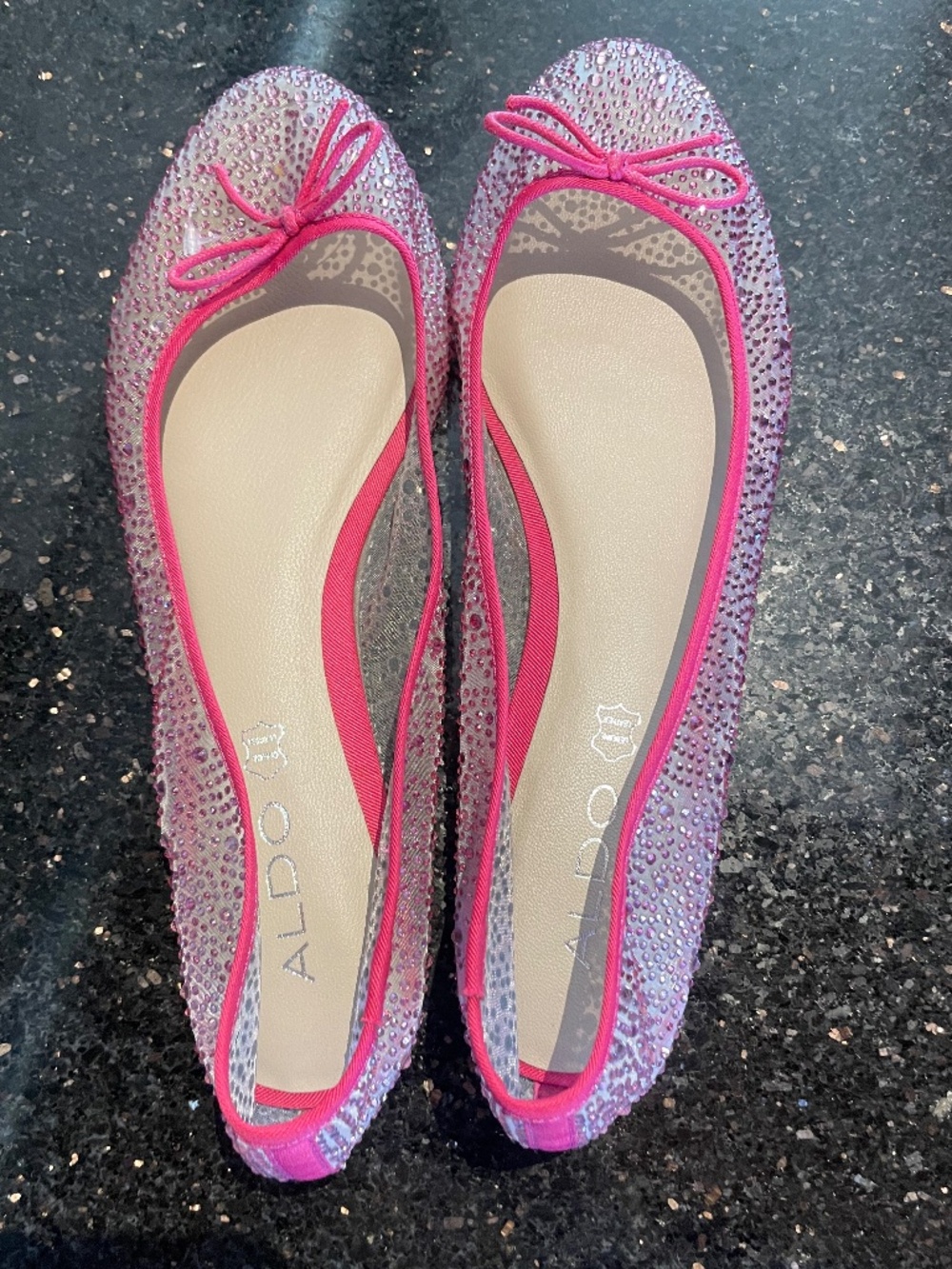 NWT Aldo Fuchsia Mesh Ballet Flats Pink rhinestones dainty bow rubber sole sz 10